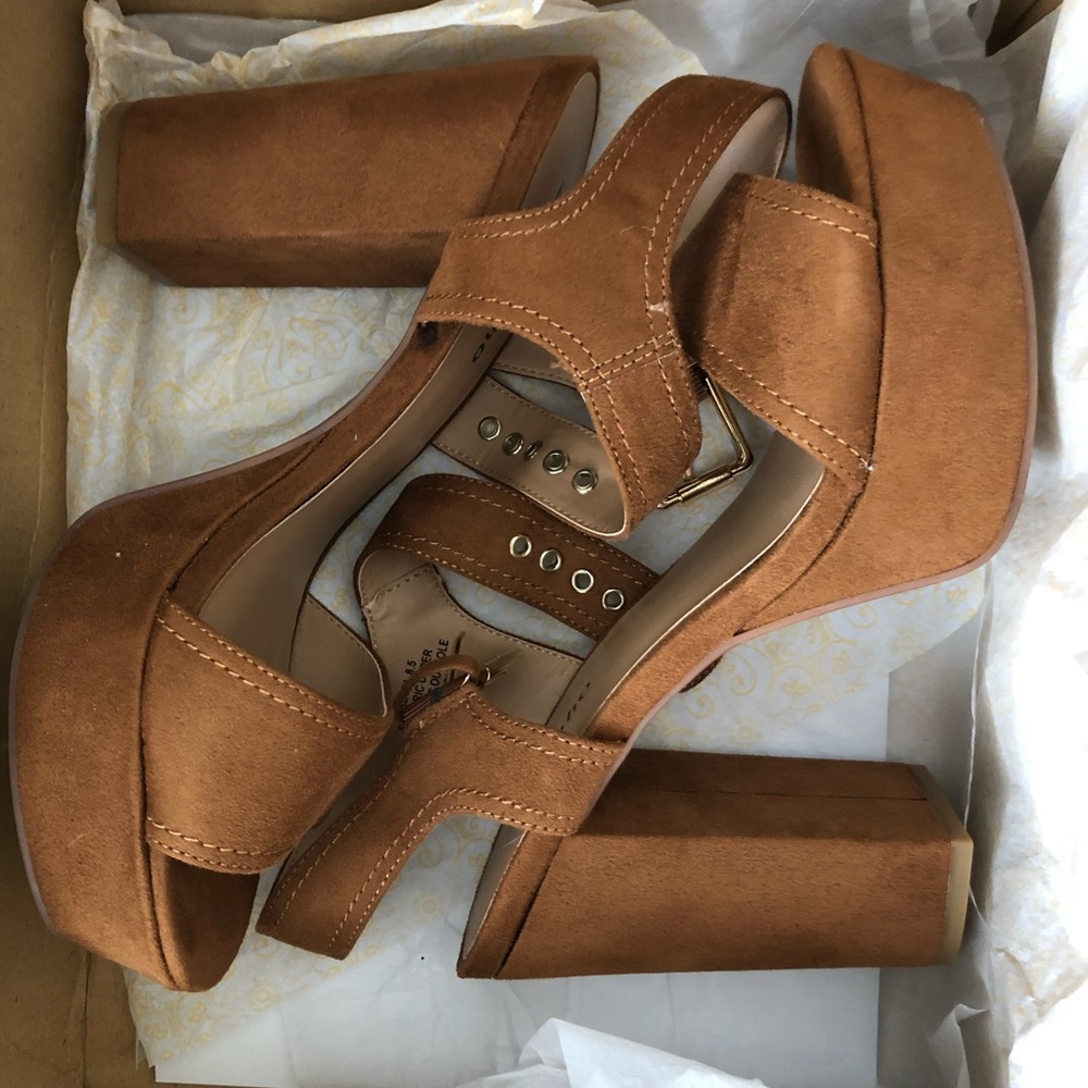 Tan heels